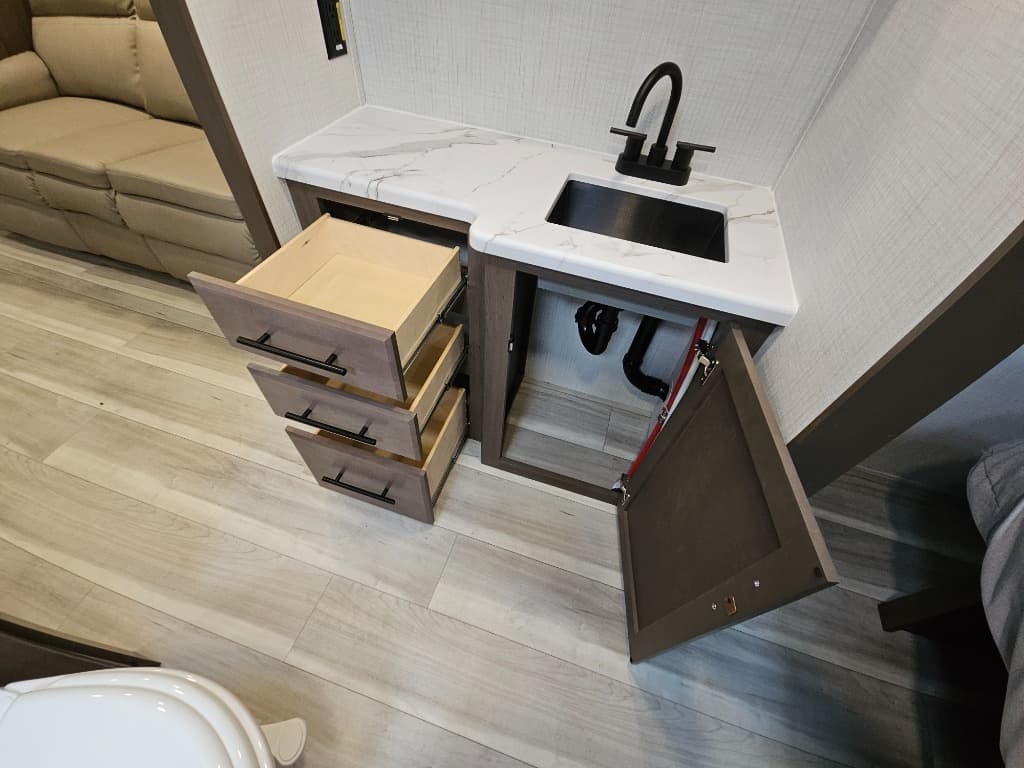 2026 Keystone RV 2026 Keystone RV Cougar Half-Ton - thumbnail 25