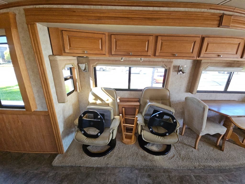 2010 Winnebago 2010 Winnebago Journey - thumbnail 37