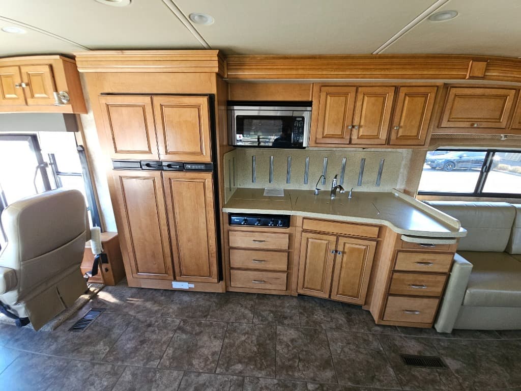 2010 Winnebago 2010 Winnebago Journey - thumbnail 40