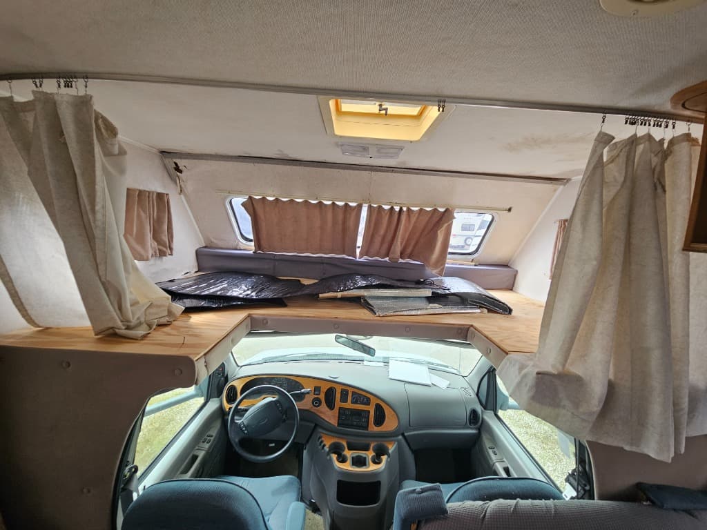 2001 Gulf Stream 2001 Gulf Stream Conquest - thumbnail 6