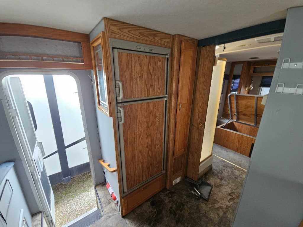 2001 Gulf Stream 2001 Gulf Stream Conquest - thumbnail 10