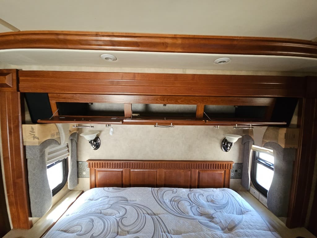 2007 Fleetwood 2007 Fleetwood Discovery - thumbnail 45