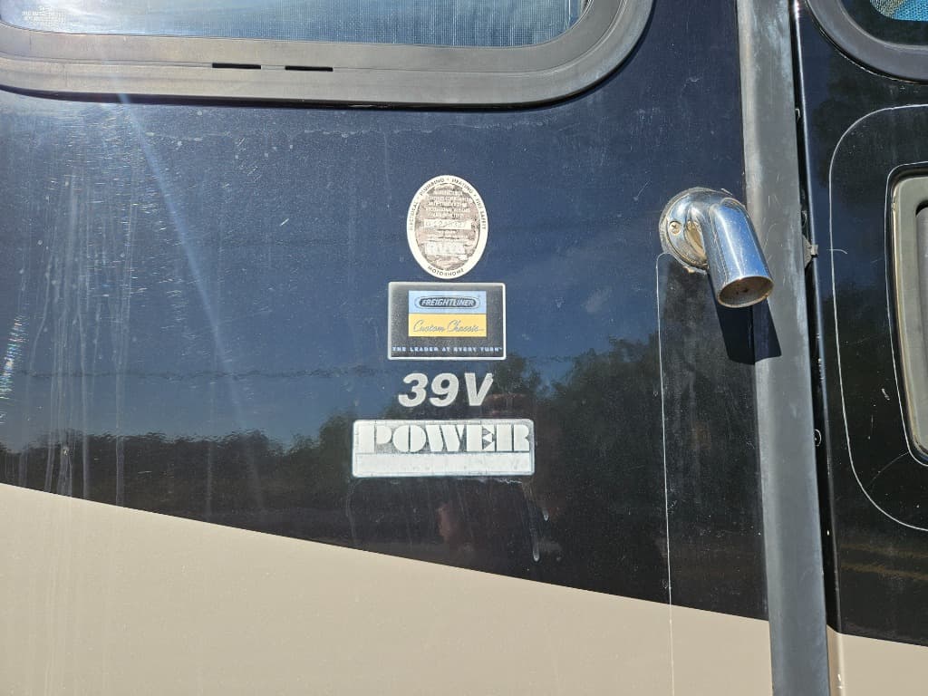 2007 Fleetwood 2007 Fleetwood Discovery - thumbnail 53