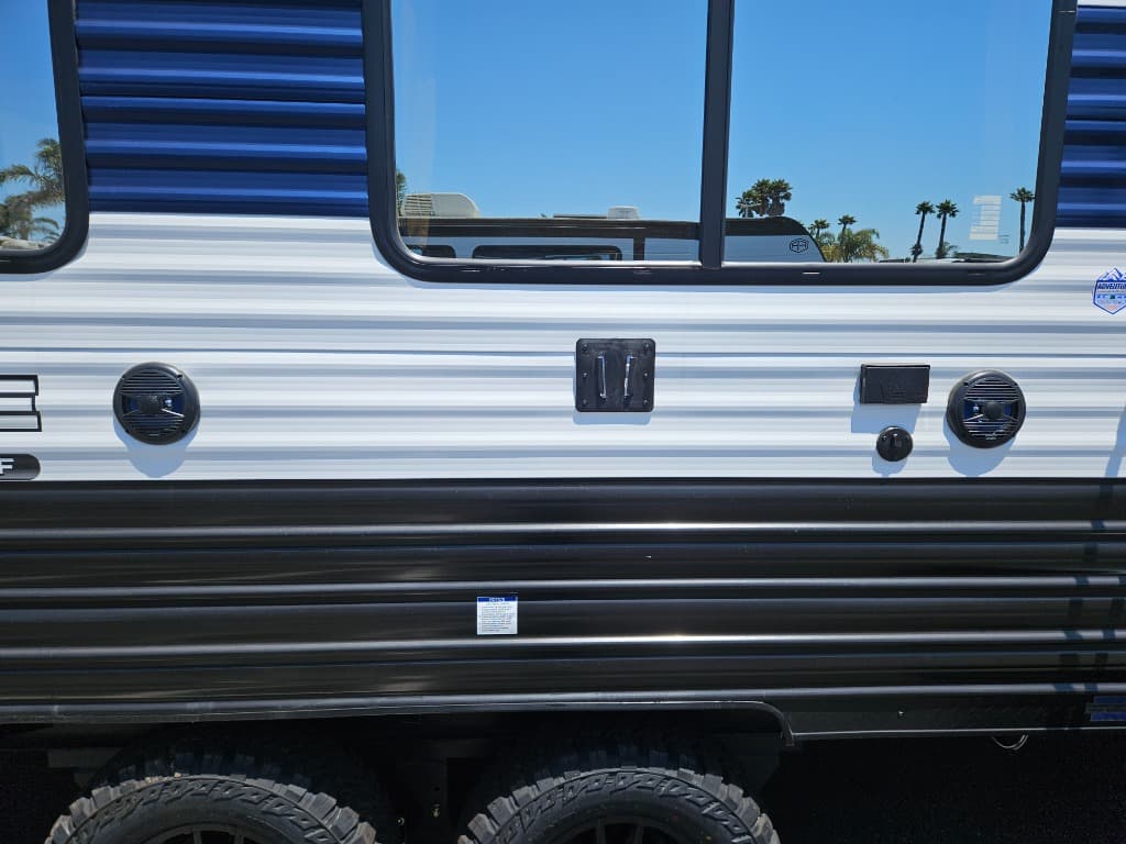 2026 Forest River 2026 Forest River Cherokee Grey Wolf Toy Hauler - thumbnail 38