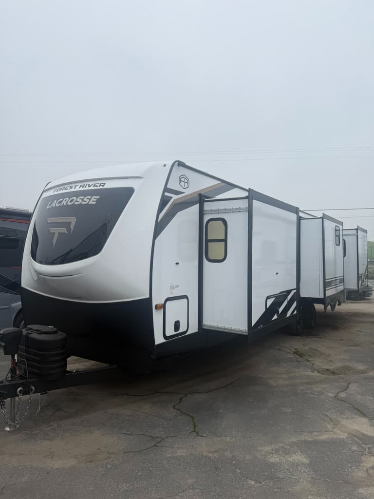 2026 Prime Time RV 2026 Prime Time RV LaCrosse - thumbnail 3