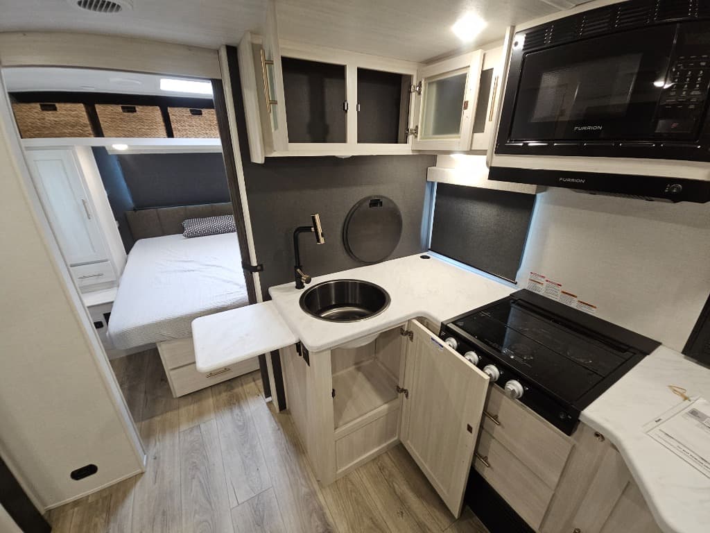 2026 Forest River 2026 Forest River R-Pod Un-Mapped - thumbnail 13