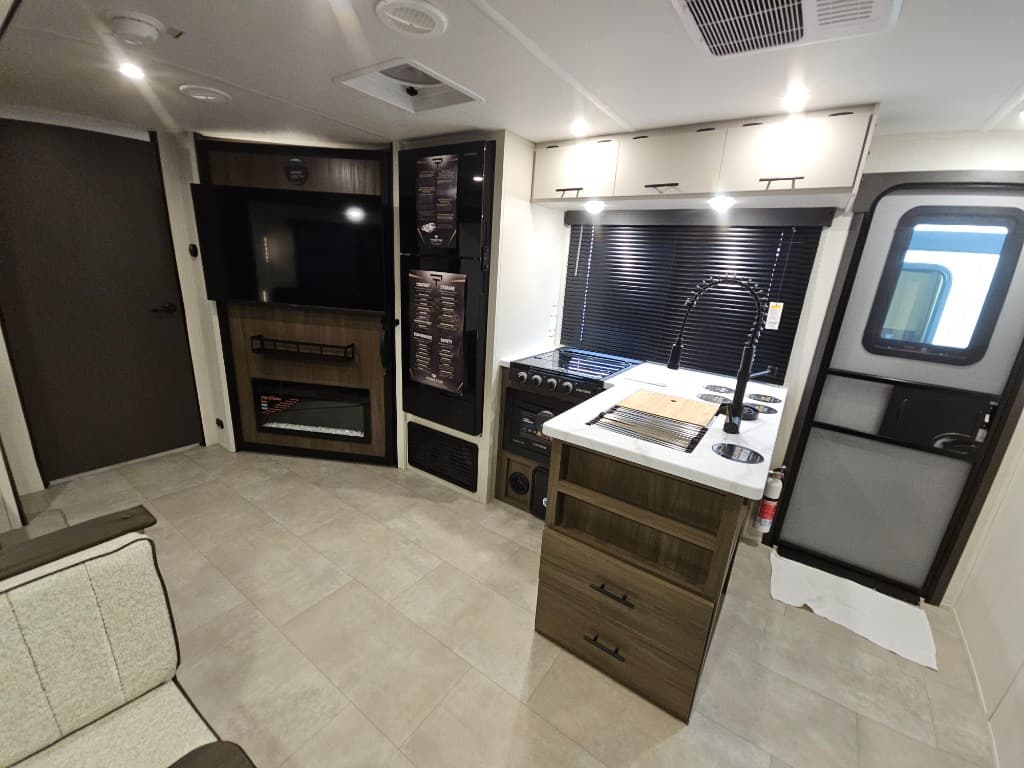 2026 Prime Time RV 2026 Prime Time RV Tracer - thumbnail 13