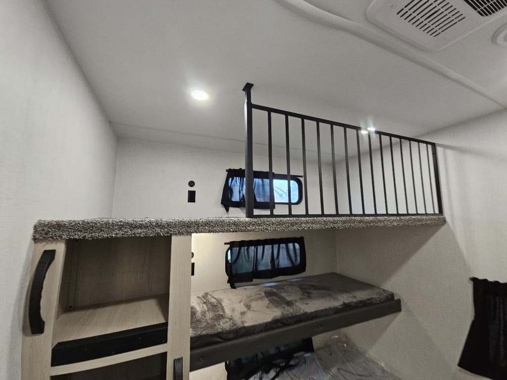 2026 Prime Time RV 2026 Prime Time RV LaCrosse - thumbnail 32