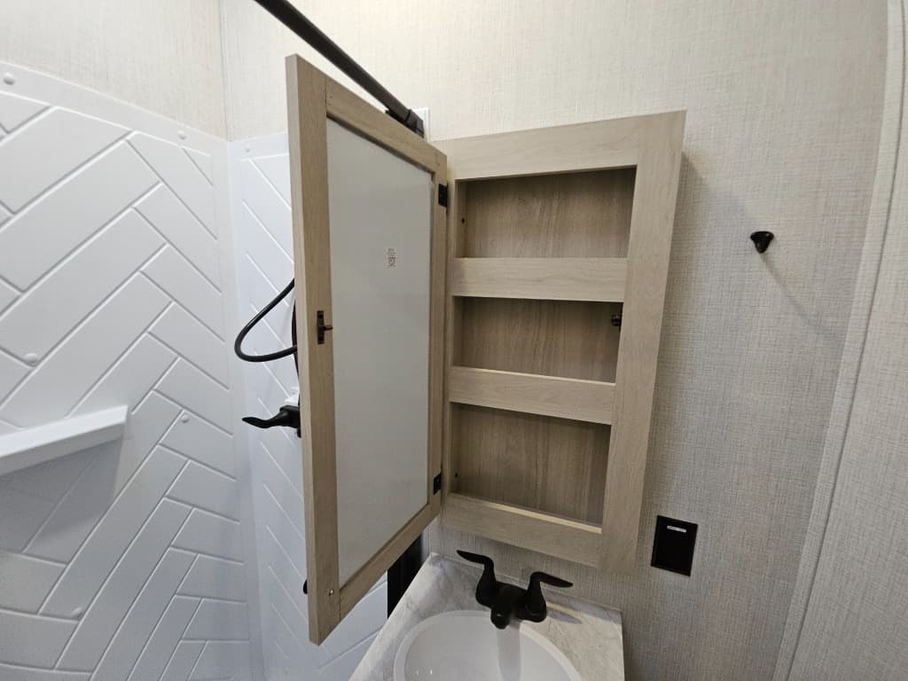 2026 Prime Time RV 2026 Prime Time RV LaCrosse - thumbnail 36