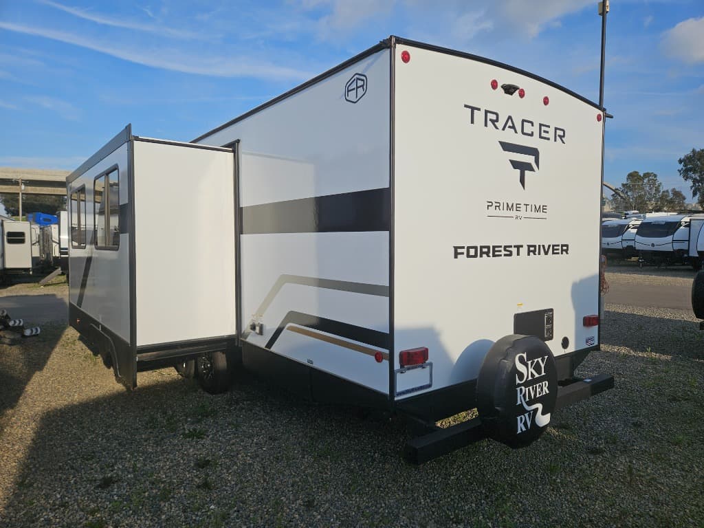 2026 Prime Time RV 2026 Prime Time RV Tracer - thumbnail 4