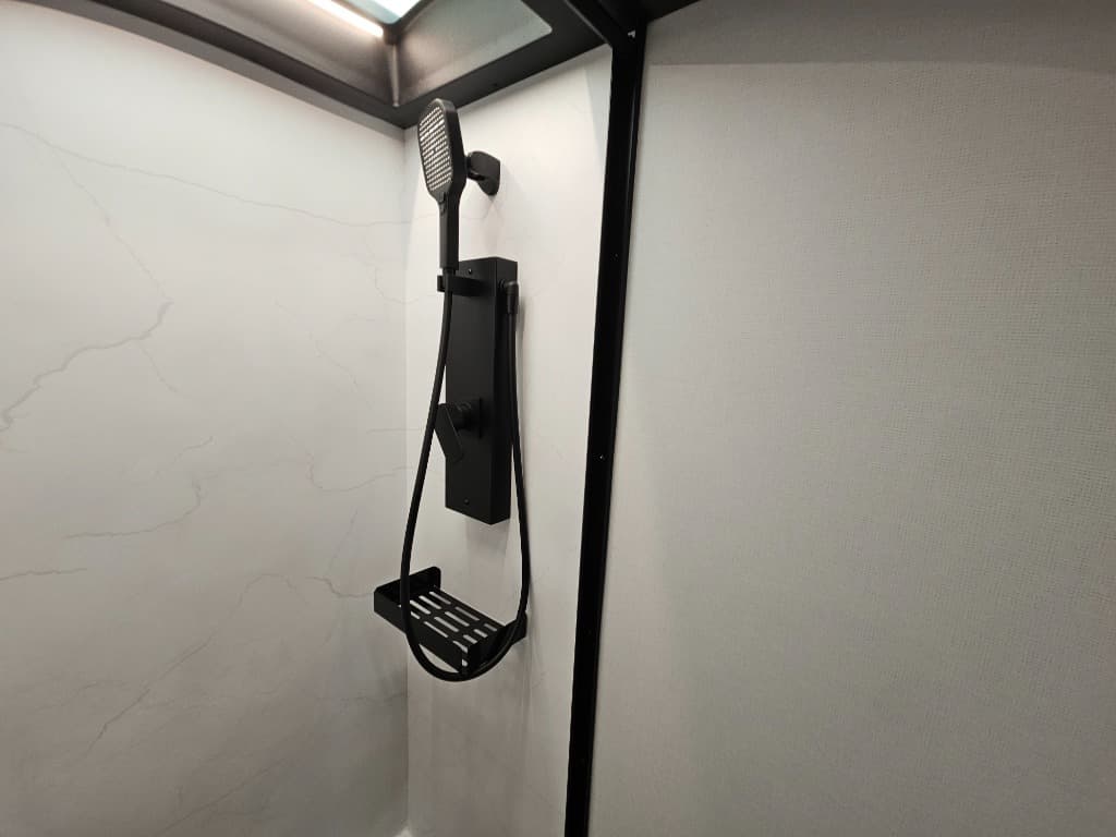 2026 Grand Design 2026 Grand Design Lineage Series M - thumbnail 29