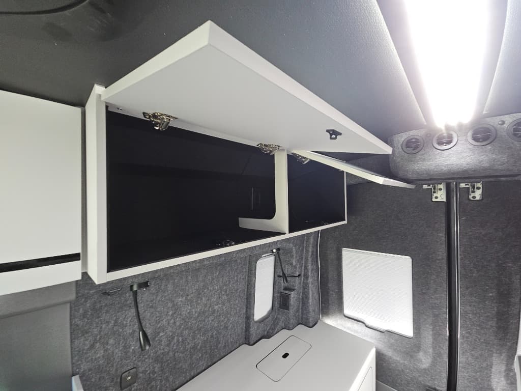 2026 Grand Design 2026 Grand Design Lineage Series Vt - thumbnail 23