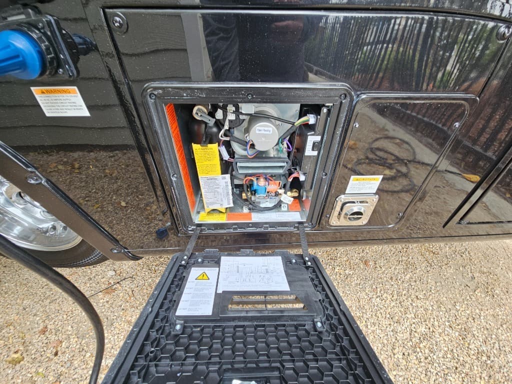 2026 Grand Design 2026 Grand Design Lineage Series M - thumbnail 56