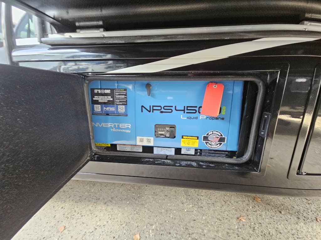 2026 Grand Design 2026 Grand Design Lineage Series M - thumbnail 56