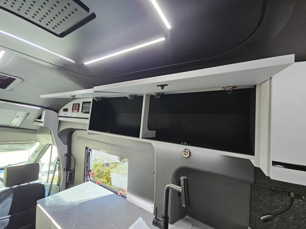 2026 Grand Design 2026 Grand Design Lineage Series Vt - thumbnail 12