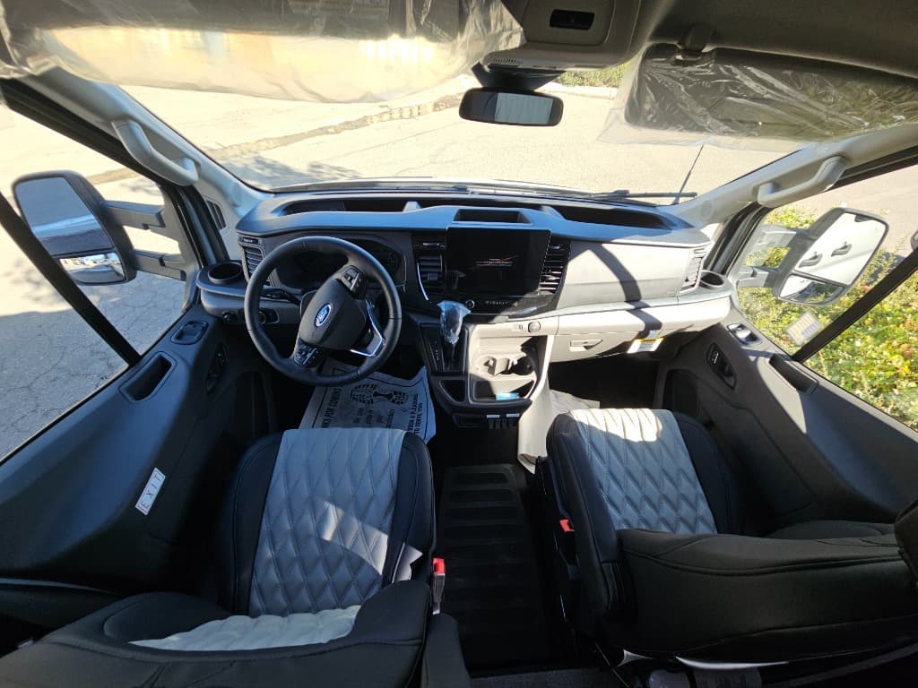 2026 Grand Design 2026 Grand Design Lineage Series Vt - thumbnail 23