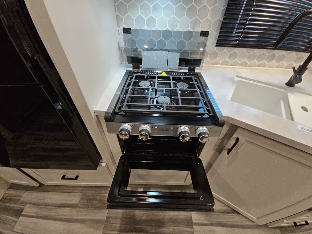 2025 Jayco 2025 Jayco Jay Flight SLX - thumbnail 21