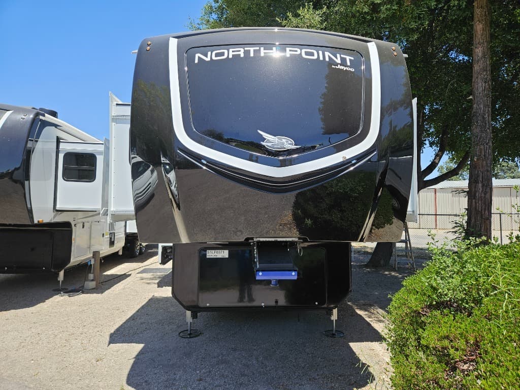 2025 Jayco 2025 Jayco North Point - thumbnail 5