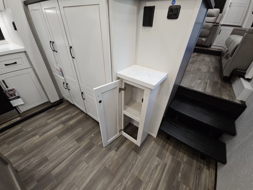 2025 Jayco 2025 Jayco North Point - thumbnail 19