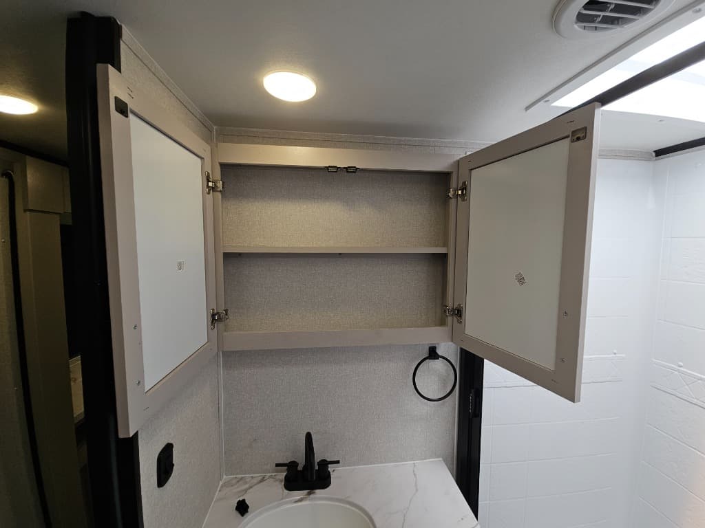 2026 Jayco 2026 Jayco Jay Feather - thumbnail 38