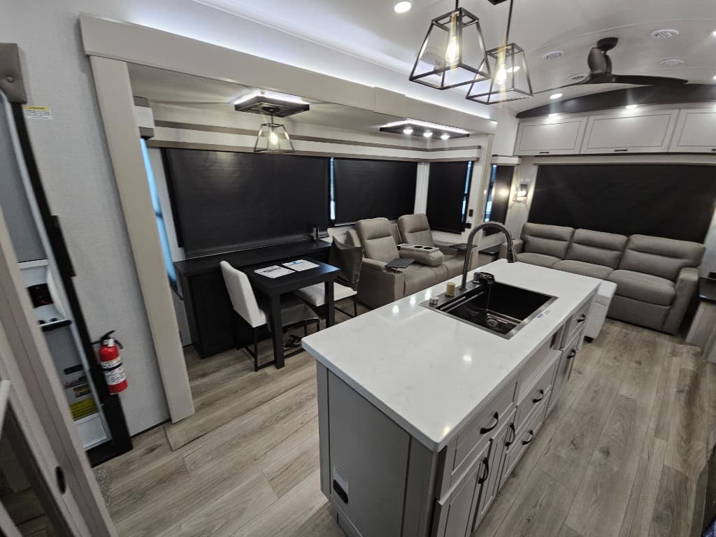 2026 Jayco 2026 Jayco North Point - thumbnail 7