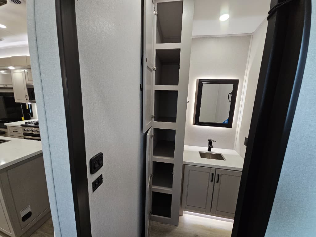 2026 Jayco 2026 Jayco North Point - thumbnail 40