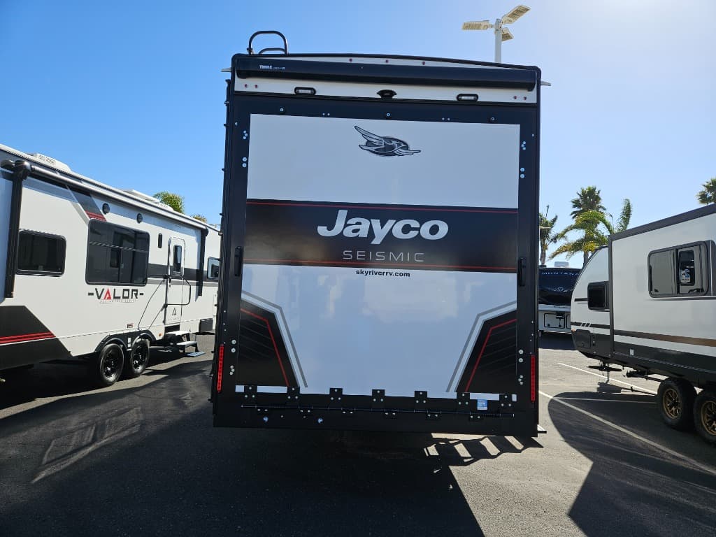2026 Jayco 2026 Jayco Seismic - thumbnail 4