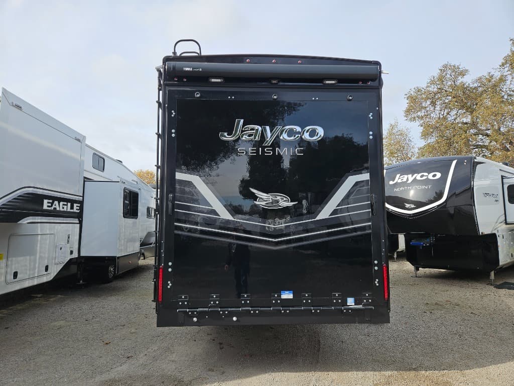 2026 Jayco 2026 Jayco Seismic - thumbnail 4