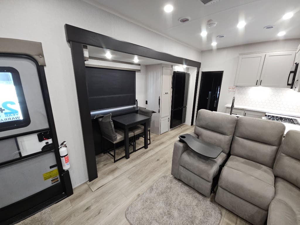 2026 Jayco 2026 Jayco Seismic - thumbnail 8