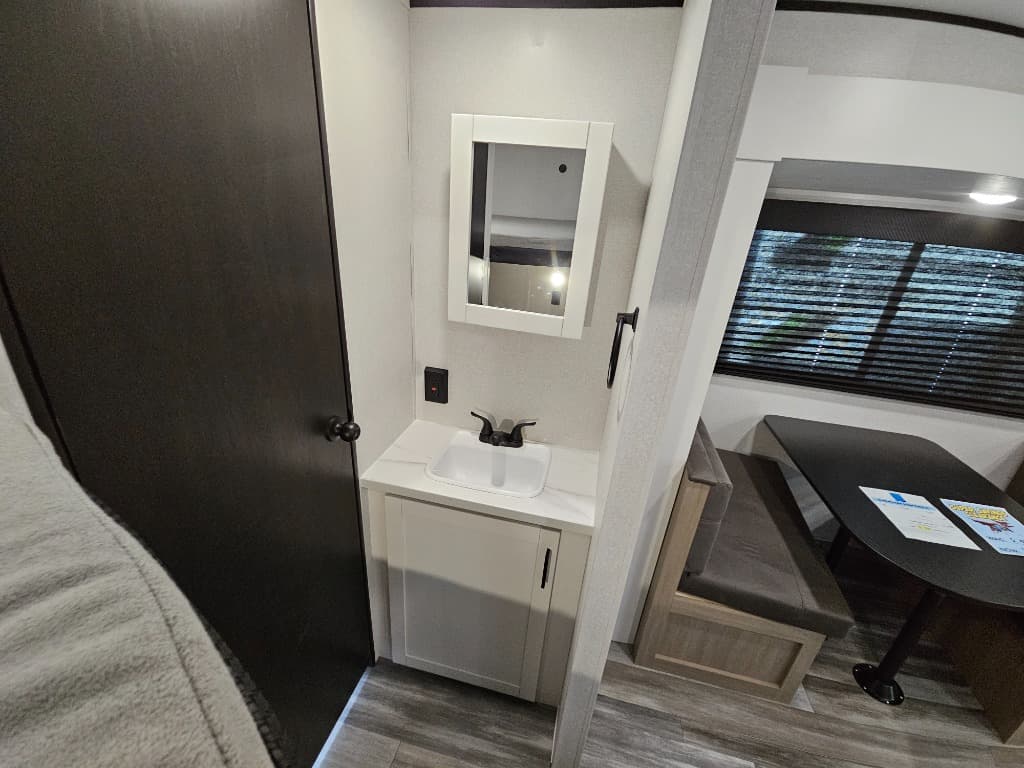 2026 Jayco 2026 Jayco Jay Flight SLX - thumbnail 14