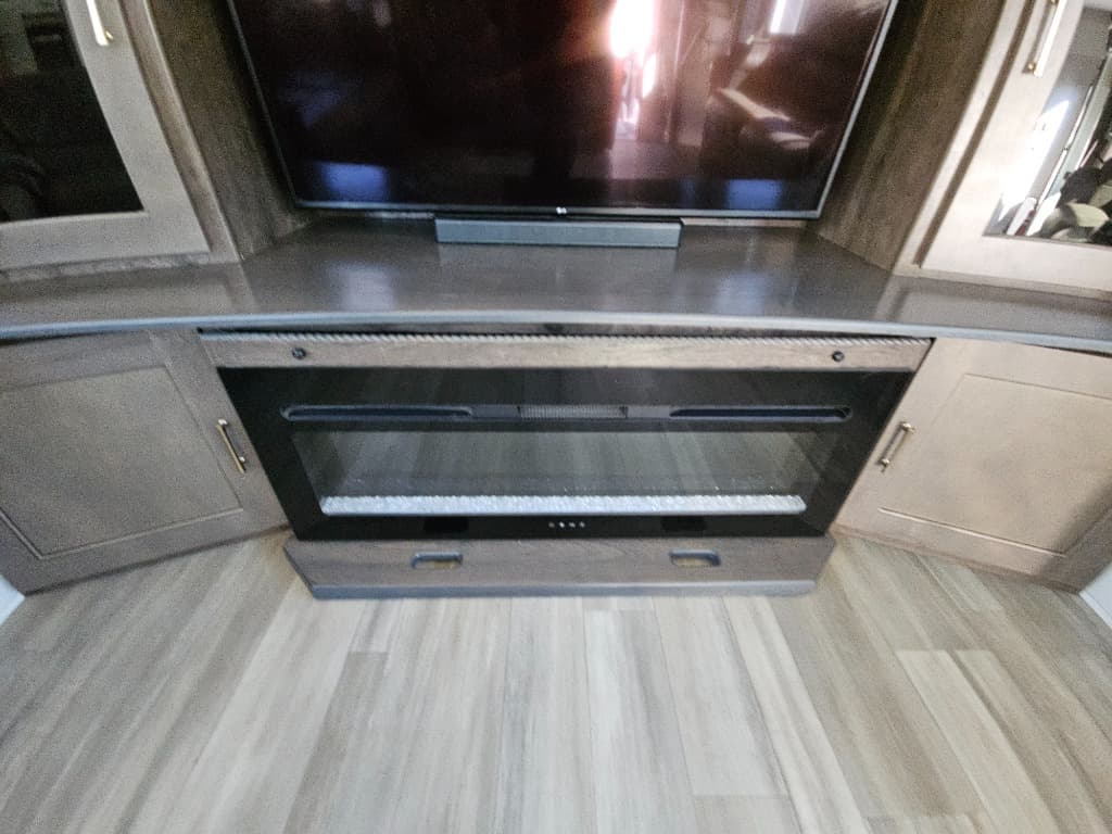 2022 Alliance RV 2022 Alliance RV Paradigm - thumbnail 26