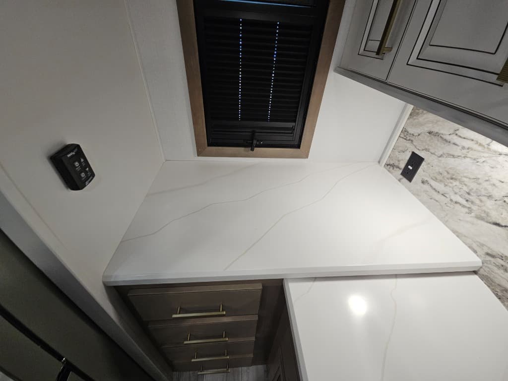 2026 Keystone RV 2026 Keystone RV Montana - thumbnail 27