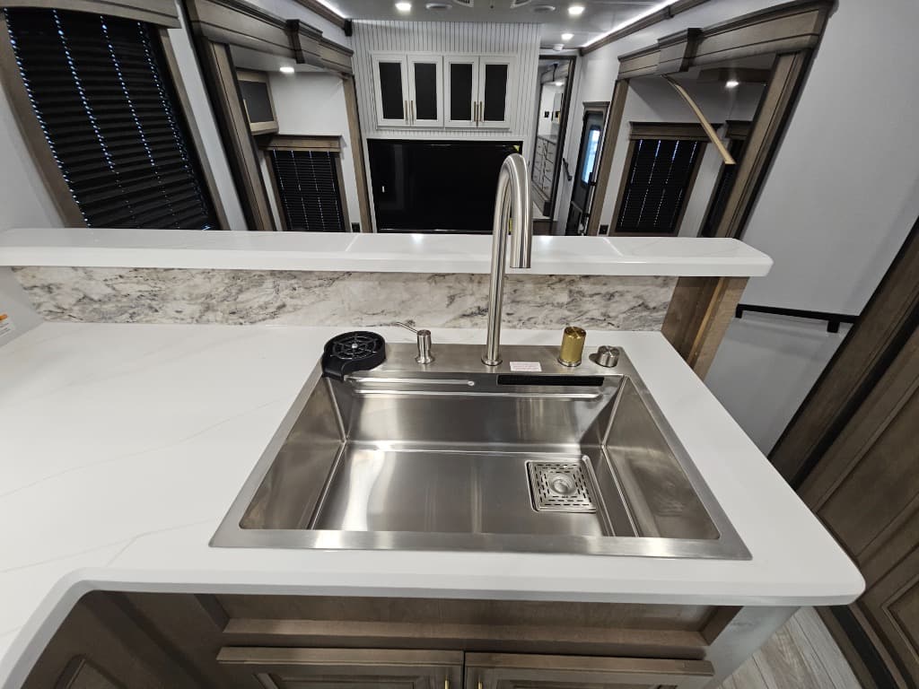 2026 Keystone RV 2026 Keystone RV Montana - thumbnail 31