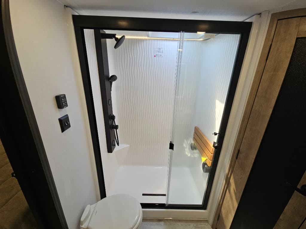 2026 Keystone RV 2026 Keystone RV Montana - thumbnail 44