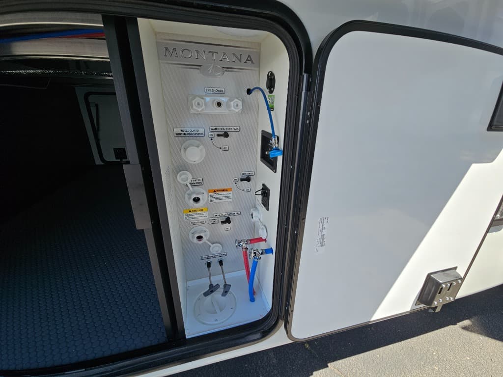 2026 Keystone RV 2026 Keystone RV Montana - thumbnail 68