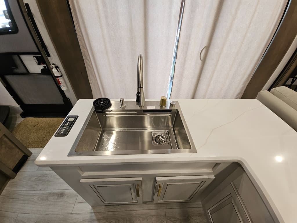 2026 Keystone RV 2026 Keystone RV Montana - thumbnail 31