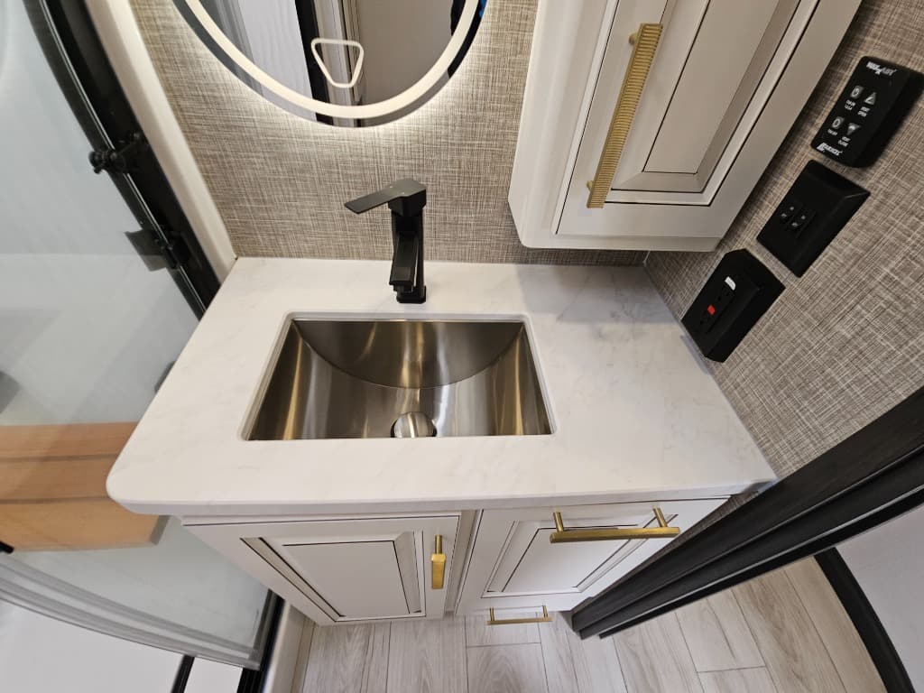 2026 Keystone RV 2026 Keystone RV Montana - thumbnail 46