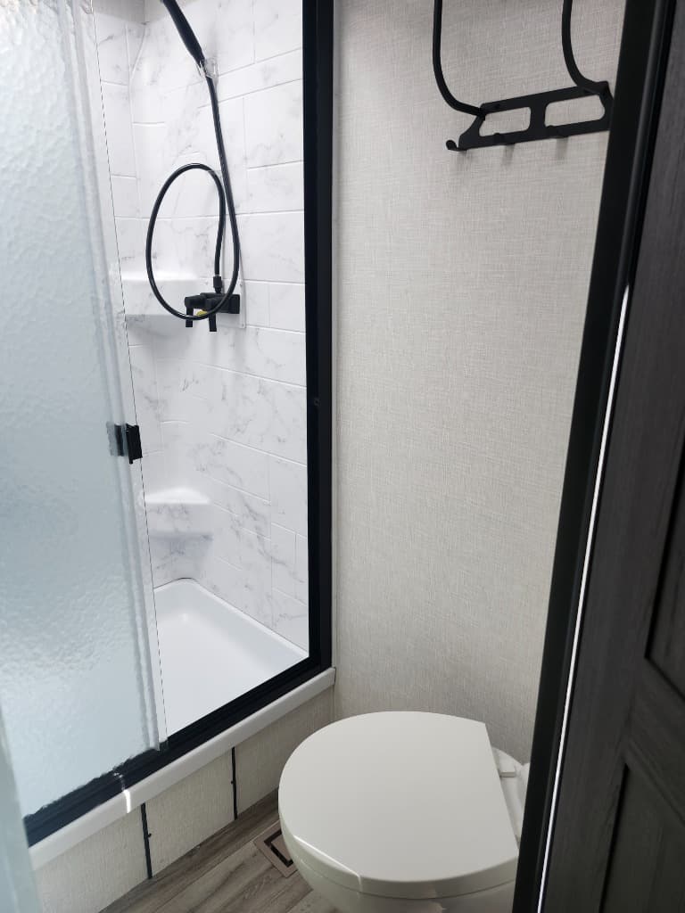 2025 Venture RV 2025 Venture RV SportTrek Touring Edition - thumbnail 14