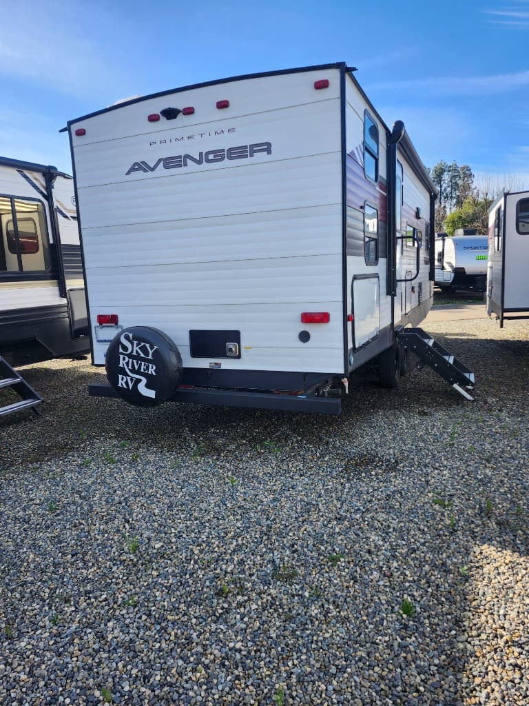 2025 Prime Time RV 2025 Prime Time RV Avenger - thumbnail 6