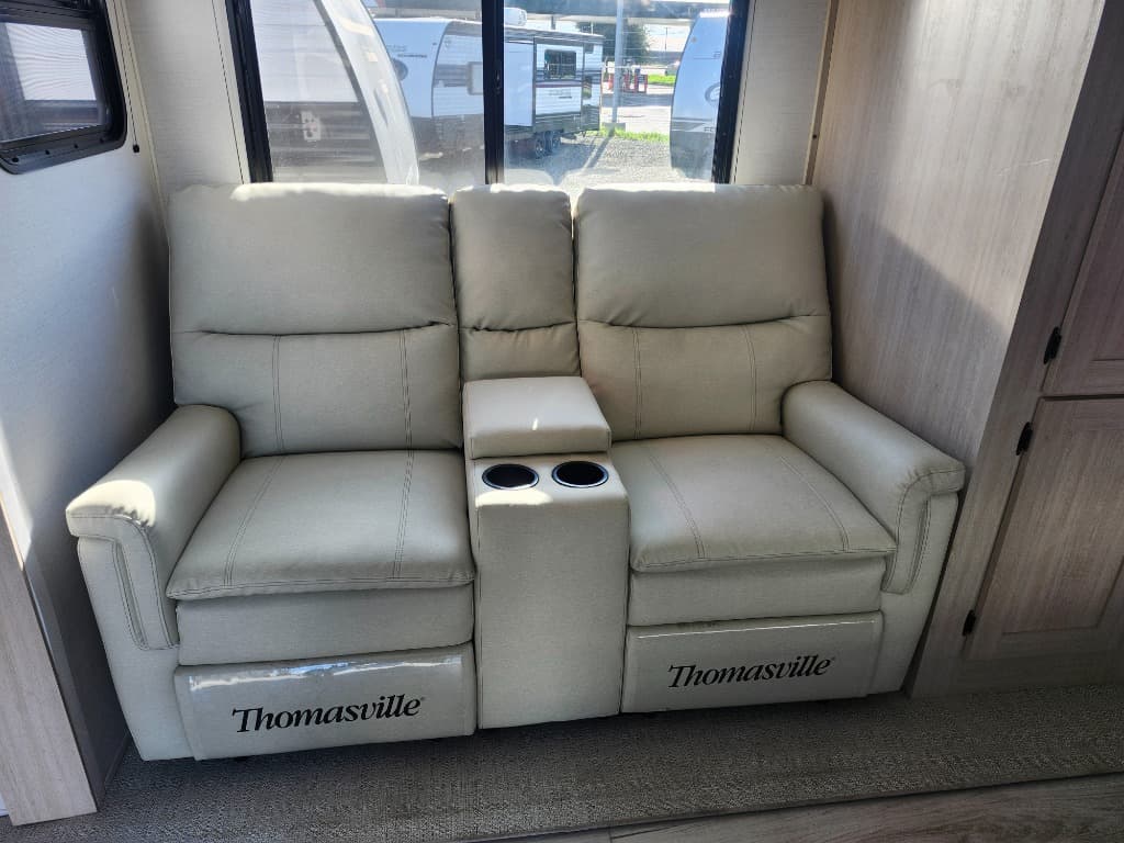 2025 Prime Time RV 2025 Prime Time RV Avenger - thumbnail 13