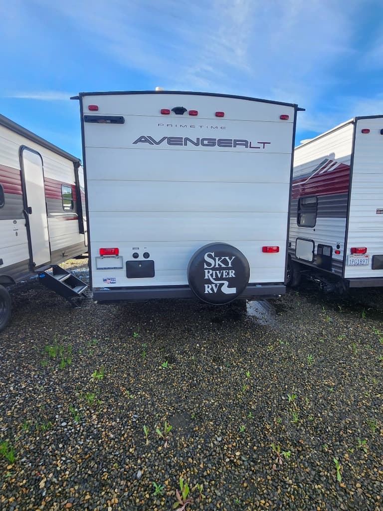 2025 Prime Time RV 2025 Prime Time RV Avenger - thumbnail 6