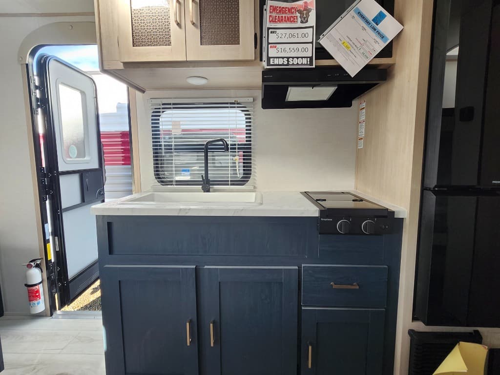 2025 Prime Time RV 2025 Prime Time RV Avenger - thumbnail 20