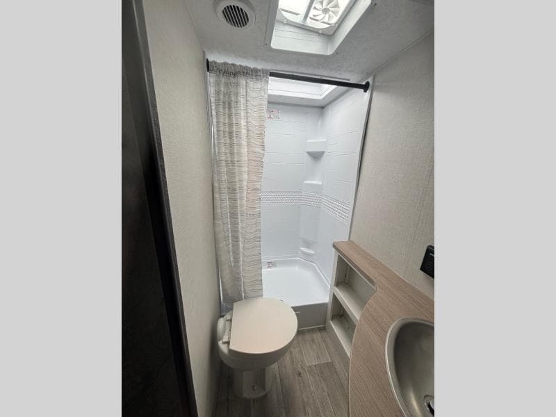 2025 Venture RV 2025 Venture RV Sienna - thumbnail 5