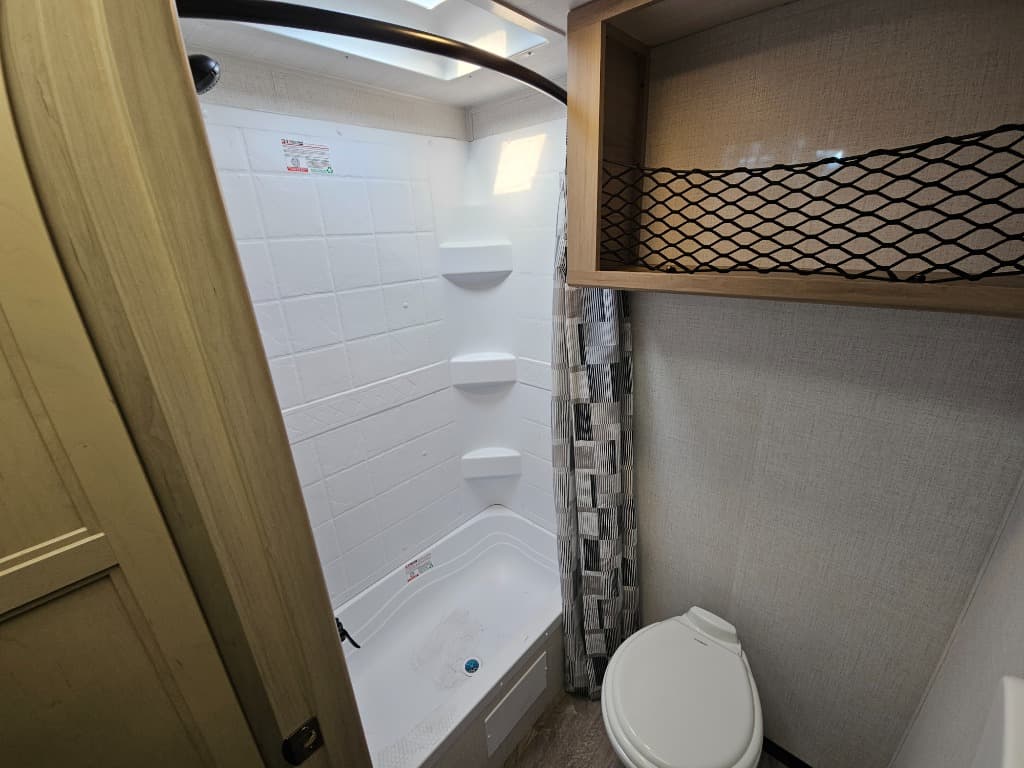 2025 Keystone RV 2025 Keystone RV Outback - thumbnail 43