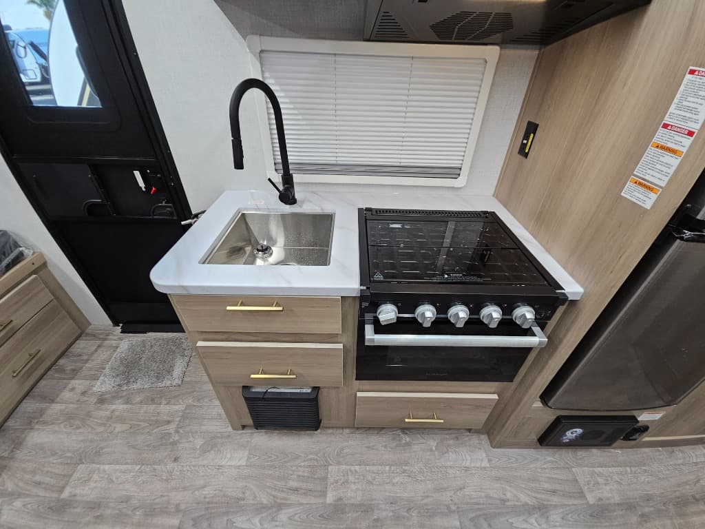 2025 Keystone RV 2025 Keystone RV Outback - thumbnail 54