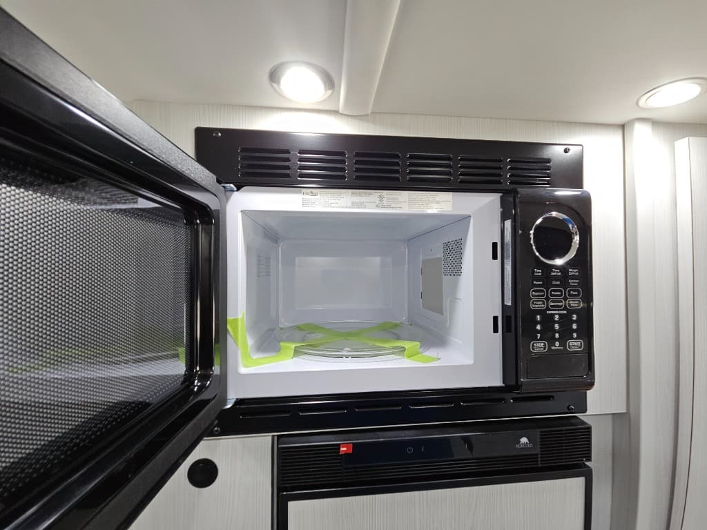 2025 Pleasure-Way 2025 Pleasure-Way Plateau - thumbnail 37