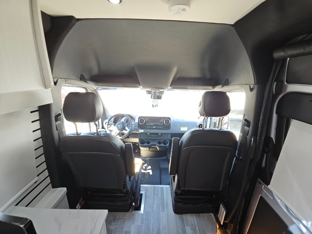 2025 Pleasure-Way 2025 Pleasure-Way Plateau - thumbnail 41