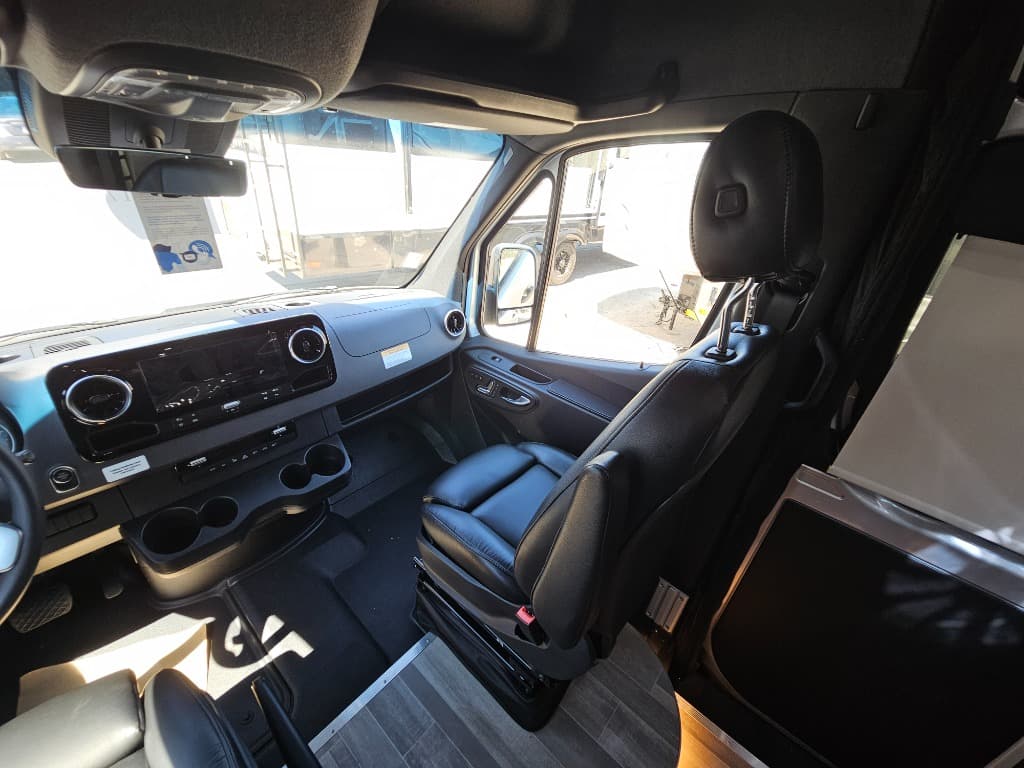 2025 Pleasure-Way 2025 Pleasure-Way Plateau - thumbnail 43