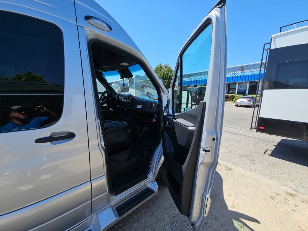 2025 Pleasure-Way 2025 Pleasure-Way Plateau - thumbnail 58