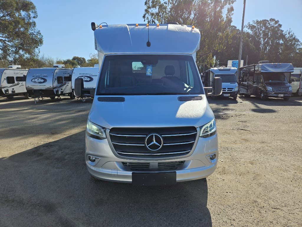 2025 Pleasure-Way 2025 Pleasure-Way Plateau - thumbnail 8